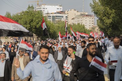 تقرير مصور عن مشاركة منتسبو العتبتين المقدستين الحسينية والعباسية في دعم التظاهرات السلمية المطالبة بالحقوق المشروعة