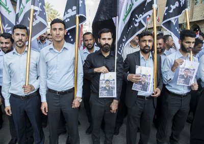 تقرير مصور عن مشاركة منتسبو العتبتين المقدستين الحسينية والعباسية في دعم التظاهرات السلمية المطالبة بالحقوق المشروعة