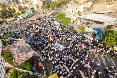 تقرير مصور عن مشاركة منتسبو العتبتين المقدستين الحسينية والعباسية في دعم التظاهرات السلمية المطالبة بالحقوق المشروعة