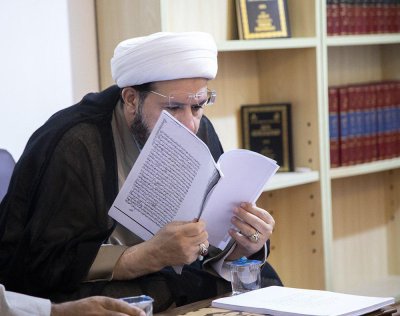 للاطَّلاع على سَيْر عمل المشاريع التحقيقية   رئيس قسم شؤون المعارف الإسلامية والإنسانية يزور مركز تراث النجف الأشرف 