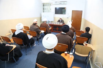 مركز تراث الجنوب التابع لقسم شؤون المعارف الإسلامية والإنسانية  يختتم دورة تحقيق المخطوطات وفهرستها