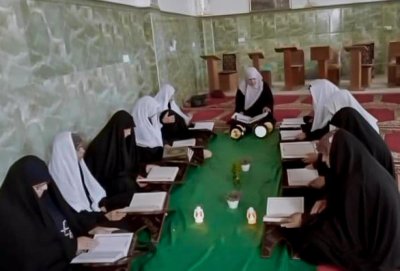معهدُ القرآن الكريم النسويّ وفروعه ينظّم عدداً من الختمات القرآنيّة