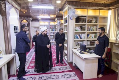 رئيسُ قسمِ المعارفِ يزورُ مركزَ تُراثِ البصرةِ