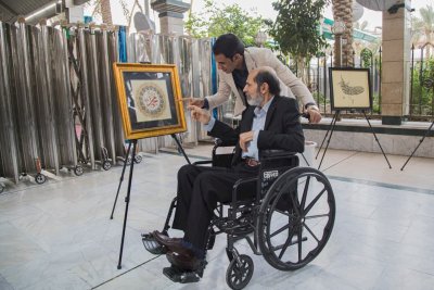 الأمينُ العامُّ للعتبةِ العبّاسيّةِ المُقدّسةِ يفتتحُ معرضَ التُراثِ الجَمَاليّ الدوليّ الثانيّ