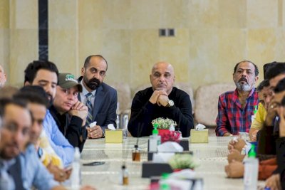 الشيّخُ الهلاليّ يلتقي خطّاطي معرضِ التُراثِ الجماليّ الدوليّ الثانيّ