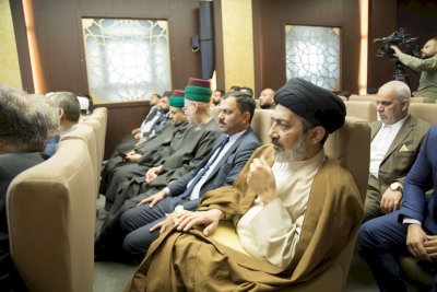 قسمُ المعارفِ يقيمُ ندوةً حولَ جهود السيّد علي النقويّ في حفظِ التُراثِ
