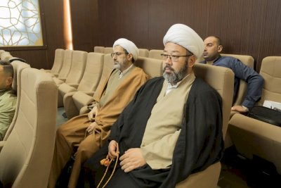 قسمُ المعارفِ يقيمُ ندوةً حولَ جهود السيّد علي النقويّ في حفظِ التُراثِ