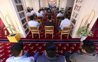 مركزُ تُراثِ البصرةِ يقيمُ ندوةً عن التراثِ الفقهيّ البصريّ
