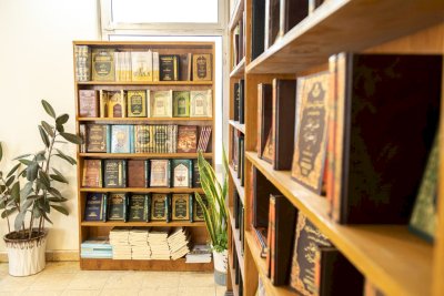 المعهد التقنيّ يحتضنُ إصداراتِ المعارفِ