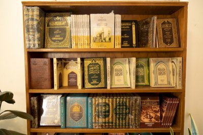 المعهد التقنيّ يحتضنُ إصداراتِ المعارفِ