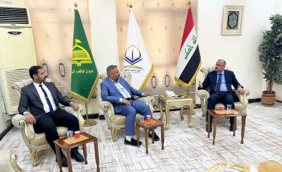 إصداراتُ المعارفِ تطوفُ المؤسساتِ الدينيّةَ والأكاديميّةَ والثقافيّةَ وتؤثثُ مكتباتَها