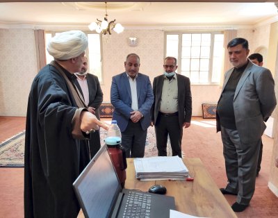 إدارةُ العتبةِ المُقدّسة تتفقد مركزَ التُراثِ الإسلاميّ