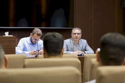 رئاسةُ قسمِ المعارفِ تعقدُ اجتماعًا تداوليًا مع المنتسبين
