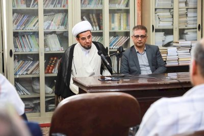رئاسةُ قسمِ المعارفِ تزورُ مركزَ تُراثَ الحلّة