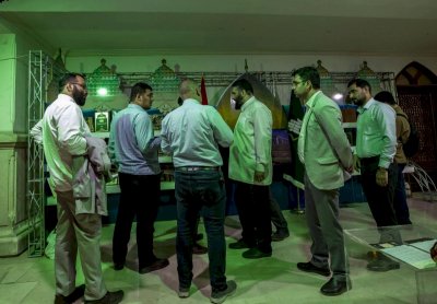 قسمُ المعارفِ يُسجّلُ حضورًا مميّزًا في معرضِ طهران الدوليّ