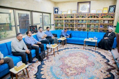 الشّيخُ الهلاليّ يُكرّمُ منتسبي تُراثِ الحِلّةِ