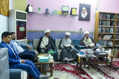 الشّيخُ الهلاليّ يزورُ مركزَ تُراثِ الحِلّةِ