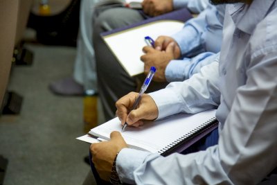 شعبةُ الرعايةِ المعرفيّة تُقيمُ ندوةً عن فهرسةِ المخطوطاتِ