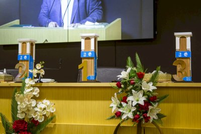 قسمُ المعارفِ يقيمُ حفلًا لتكريمِ الفرقِ الفائزةِ والمشاركةِ في النسخةِ الثانيةِ من مسابقةِ (معارف التُراث)