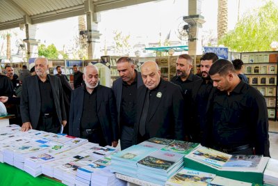 قسمُ المعارفِ يُشاركُ في معرضِ (تراتيل سجاديّة)