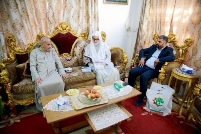 بمناسبة نيله الدكتوراه: وفدٌ من قسم المعارف يُهنئ الدكتور المؤرخ سلمان هادي آل طعمة