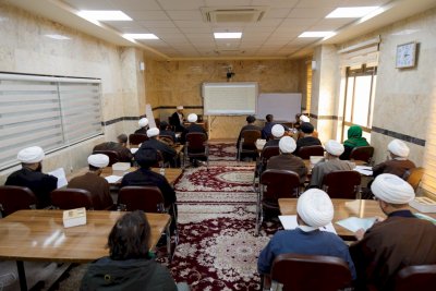 مركزُ تُراثِ كربلاءَ ينظّمُ دورةً لتحقيقِ المخطوطاتِ