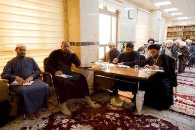 مركزُ تُراثِ كربلاءَ ينظّمُ دورةً لتحقيقِ المخطوطاتِ