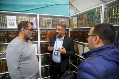 قسمُ المعارفِ يُشاركُ في معرضِ كربلاءَ الدوليّ للكتابِ