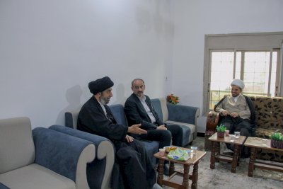 عضوا مجلسِ الإدارة الموسويّ و الددة يزوران تُراثَ الحِلّةِ