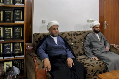 عضوا مجلسِ الإدارة الموسويّ و الددة يزوران تُراثَ الحِلّةِ