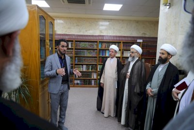 قسمُ المعارفِ يستقبلُ ثلّةً من طلبةِ العلومِ الدينيّةِ