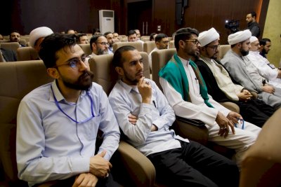 تُراثُ كربلاءَ يقيمُ ندوةً حولَ صناعةِ الفهارسِ