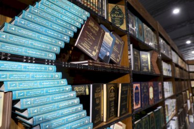 قسمُ المعارفِ يشاركُ في معرضِ النجفِ الدوليّ للكتابِ