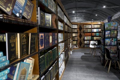 قسمُ المعارفِ يشاركُ في معرضِ النجفِ الدوليّ للكتابِ