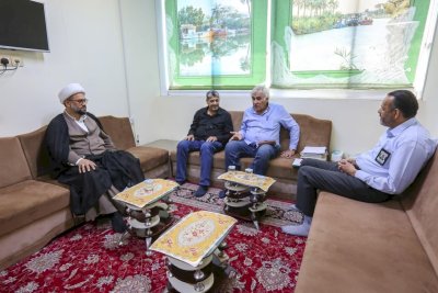 مركزُ تُراثِ البصرةِ يستقبلُ وفدينِ من القصرِ الثقافيّ وتُراثِ الشهداءِ