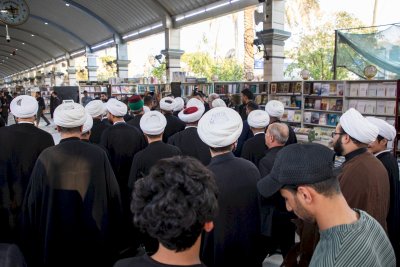 قسمُ المعارفِ يُشاركُ في معرضِ تراتيل سجاديّة