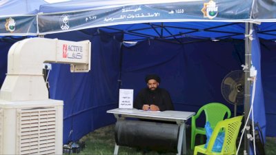 خيمات (خازنُ الكتابِ).. أسماءٌ منوّعة وفعالياتٌ متعددة