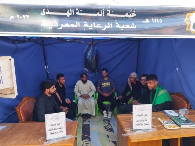 موكب (خازن الكتاب) الثقافيّ يستمر بتقديم خدماته للزائرين