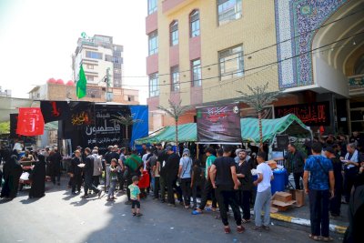 على الرغم من انتهائها.. موكب (بنفسي انت) مستمر بخدمةِ زائري الأربعينيّة