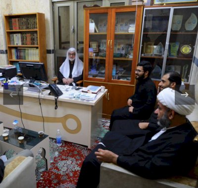تُراث كربلاء يستقبلُ وفدًا من حوزةِ أصفهان