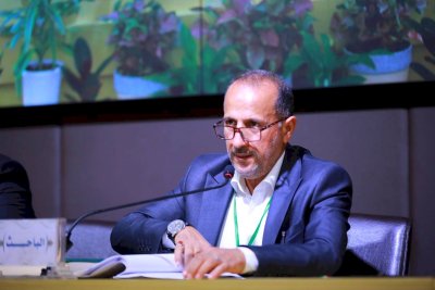 ستةُ أبحاثٍ على مائدةِ الجِلسةِ الثانيّةِ من مؤتمرِ (حَراكُ كربلاءَ)