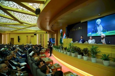 انعقادُ الجِلسةِ البحثيّةِ الثالثةِ ضمنَ فعالياتِ مؤتمرِ الحَراكِ العلميّ