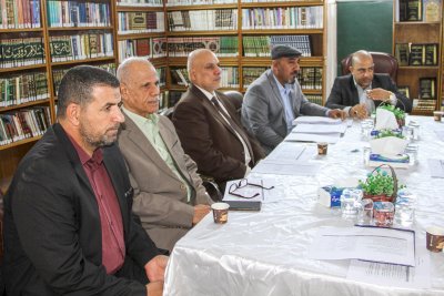 مجلّةُ تُراثِ الحلَّةِ تعقدُ اجتماعًا تداوليًا