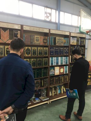 قسمُ المعارفِ يشاركُ فيْ معرضينِ للكتابِ