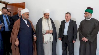أمينُ عامّ العتبةِ العبّاسيّةِ يزورُ تُراثَ الحِلَّةِ