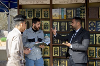 قسمُ المعارفِ يستمرُ بالمُشاركة في معارض الكُتب