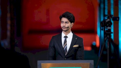 دورُ المجموعاتِ ينتهي بتأهلِ ثماني جامعاتٍ