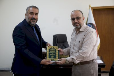 إصداراتُ المعارفِ تُزيّنُ رفوفَ مكتباتِ الشّمالِ  