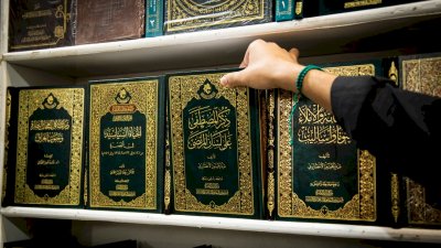 قسمُ المعارفِ يُشاركُ في معرضِ تراتيل سجاديّة بنسخته العاشرة