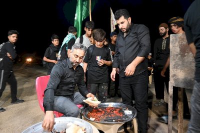 تُراثُ الجنوبِ يستمرُ بخدمةِ الزائرينَ في موكبِ جنوبِ الولاءِ